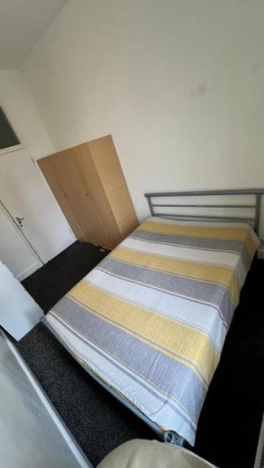 Room in Streatham Hill